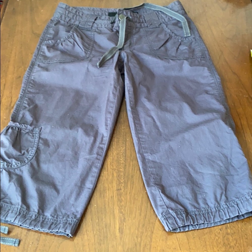 05:09 -  Calvin Klein Jeans Cropped Cargo Pants